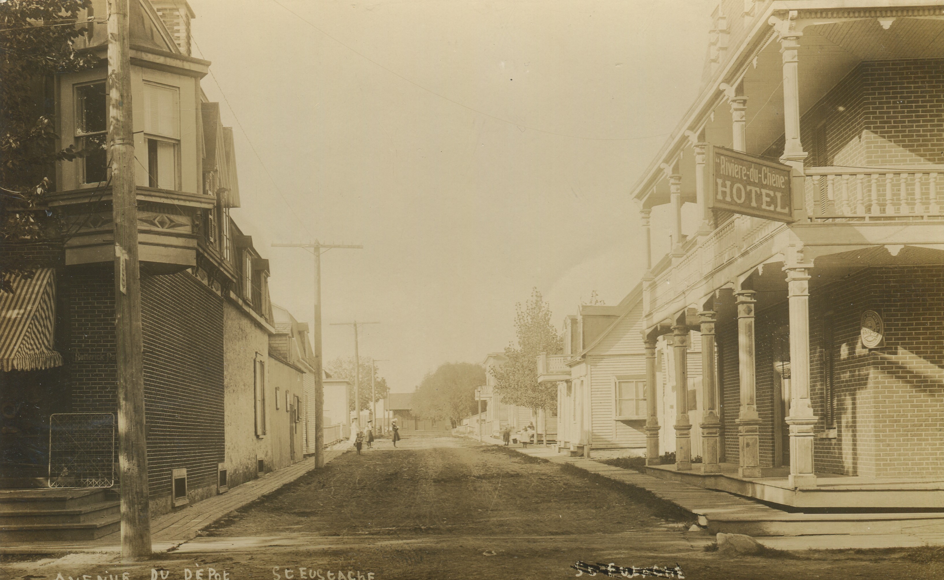 Avenue du Dépôt (rue Dorion)